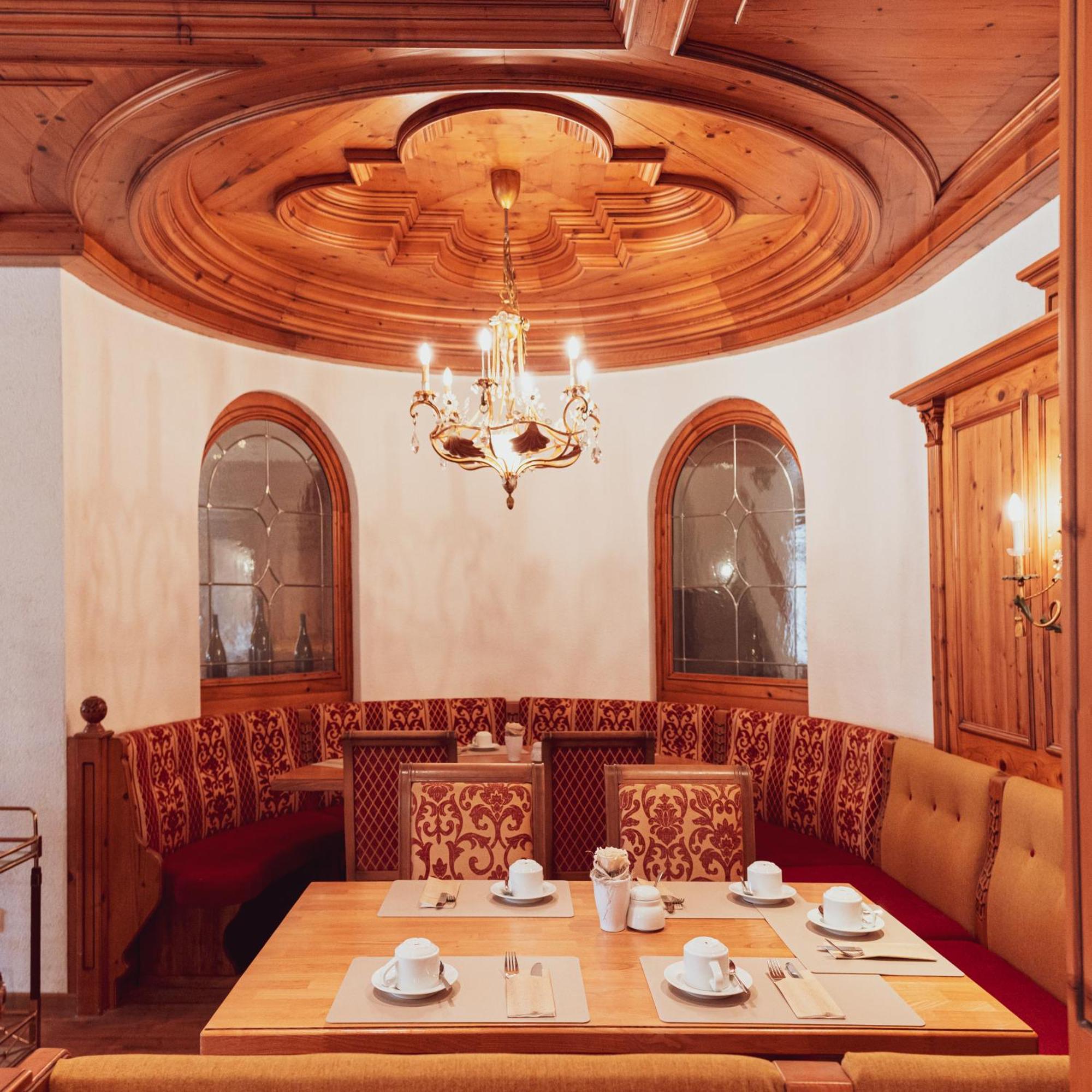 Hotel-Restaurant Kreuzberghof Tagungs- Und Veranstaltungshotel Tiefenbach  Экстерьер фото
