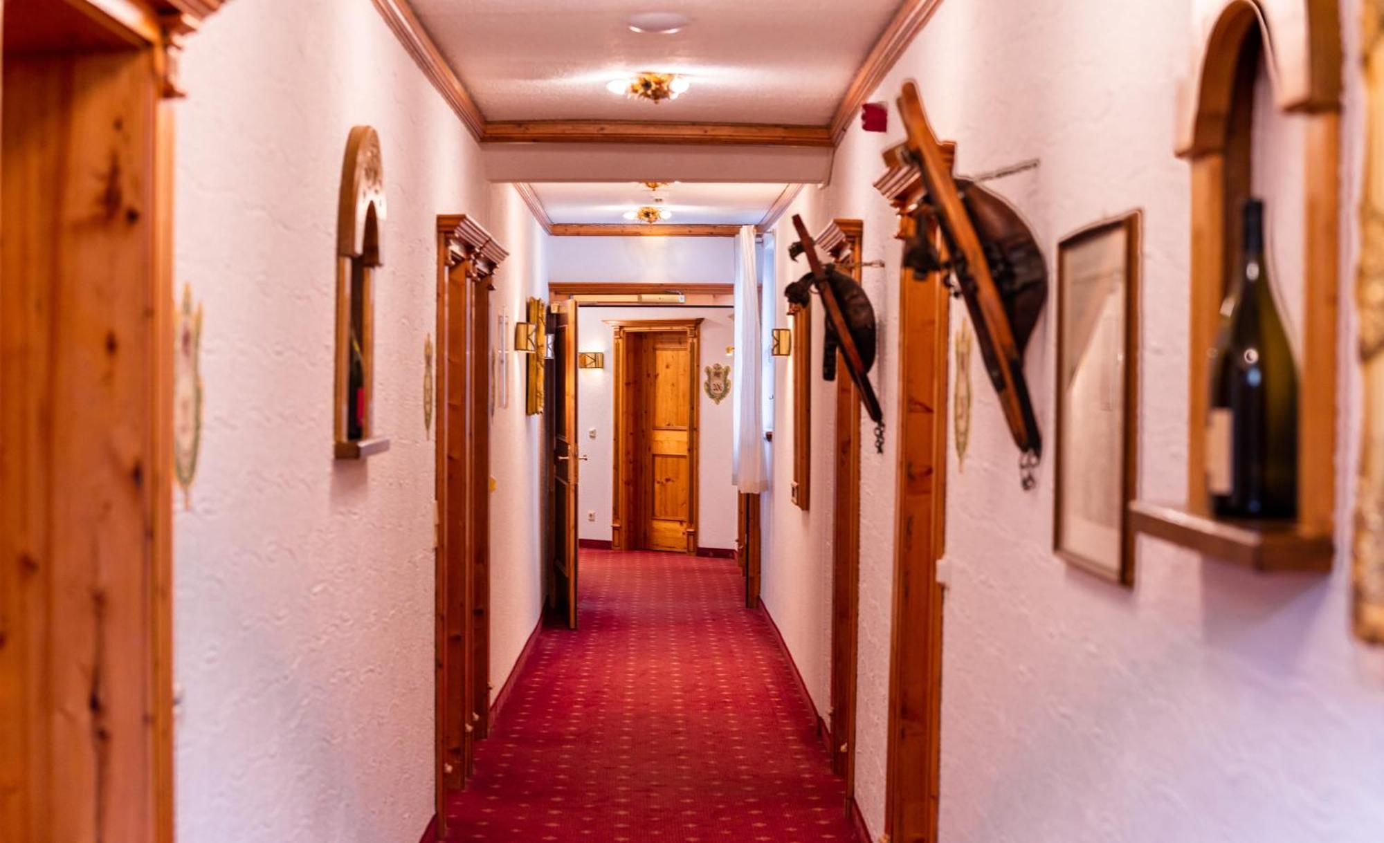 Hotel-Restaurant Kreuzberghof Tagungs- Und Veranstaltungshotel Tiefenbach  Экстерьер фото