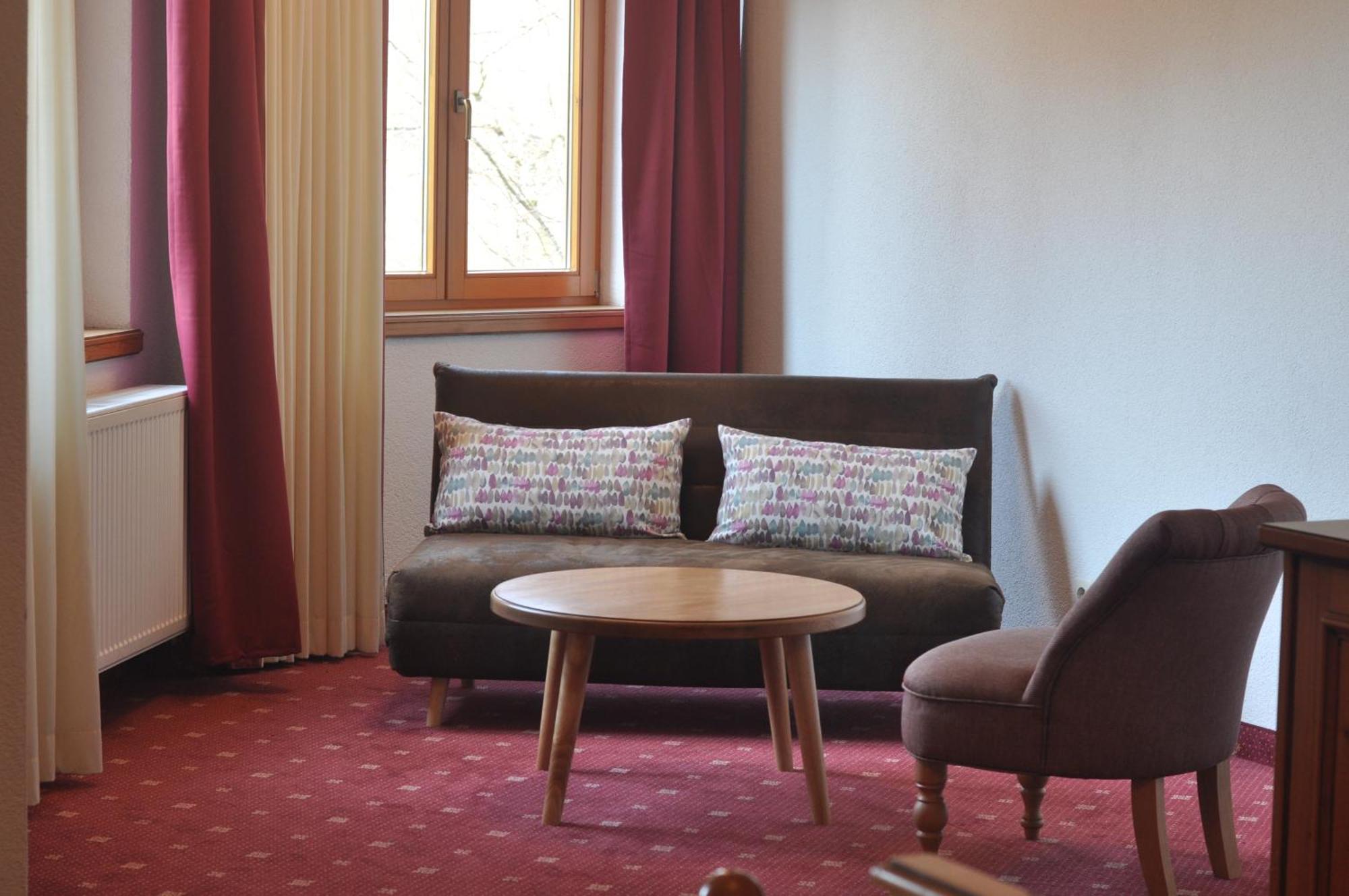Hotel-Restaurant Kreuzberghof Tagungs- Und Veranstaltungshotel Tiefenbach  Экстерьер фото